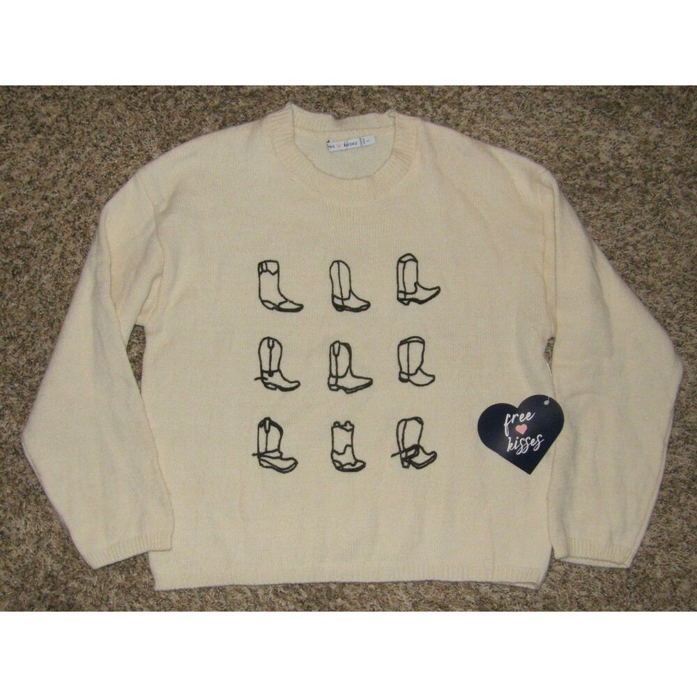 FREE KISSES Cream Sz Large Casual Wear Boot Theme Stretchy Crew Neck Sweater NEW
